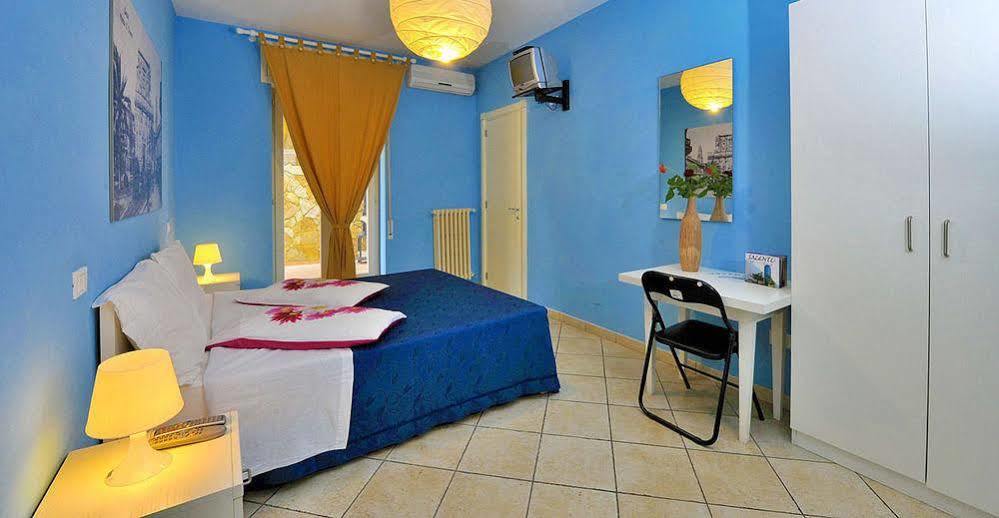 レッチェ Barocco.Oberdan Bed & Breakfast エクステリア 写真